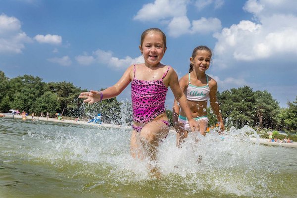 Eldorado Parken de Bergen: Spelen op het strand