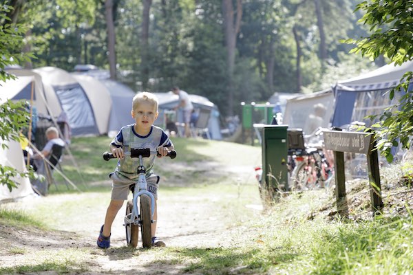 Met de fiets op de camping