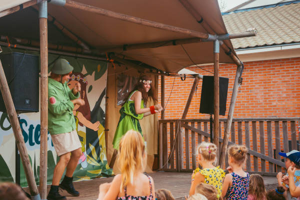 Leer Storm en Sterre kennen op het familievakantiepark n beleef leuke avonturen samen