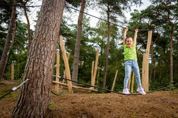 Familievakantiepark Krieghuusbelten: Spelen in de bossen