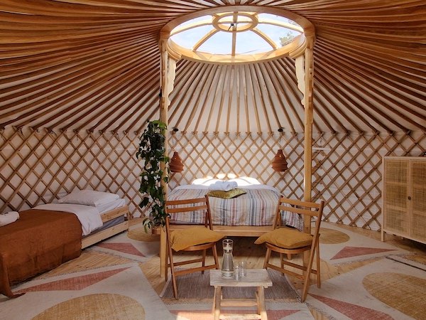 Zomerlicht: De interieur van de luxe tent