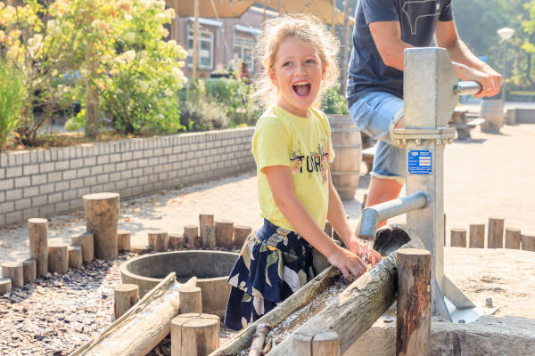 Waterpret in de Waterspeeltuin