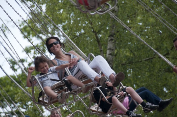 Zweefmolen bij aangelegen attractiepark Drouwenerzand