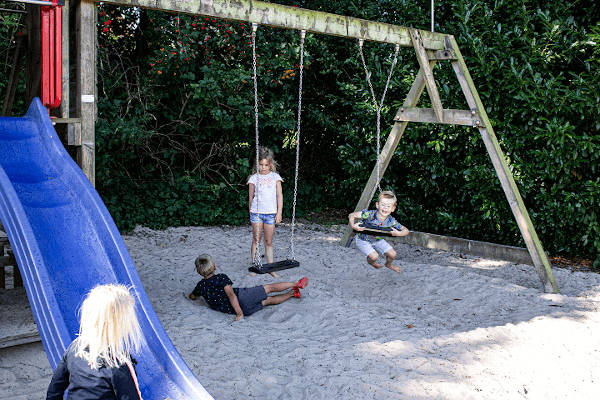 Leuke speeltuin voor kinderen