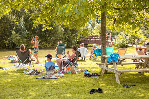 Camping De Betteld Zelhem: Gezellig in het park