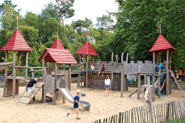 Molecaten Park Landgoed Ginkelduin: Buitenspeeltuin bij camping