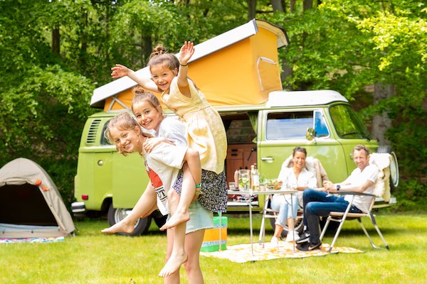 Vakantiepark Duinrell: Gezin is gezellig aan het kamperen