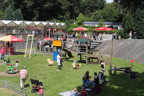 Recreatiepark de Wielerbaan: De buitenspeeltuin