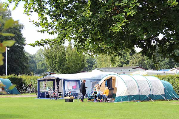 Gezelligheid op de camping