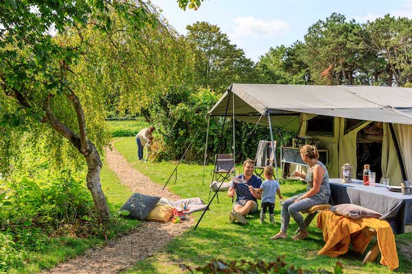 Molecaten Park Waterbos: Gezin is aan het kamperen