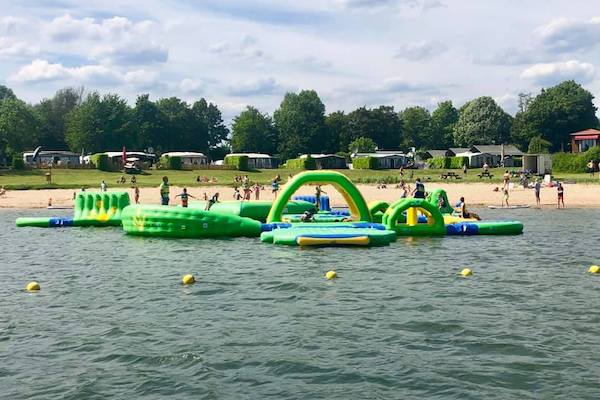 Aquapark op het water